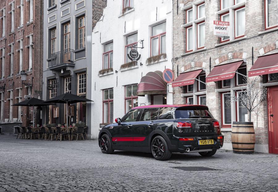  Mini John Cooper Works Clubman (F54) 2019 года  (UK) (фото 5 из 27)